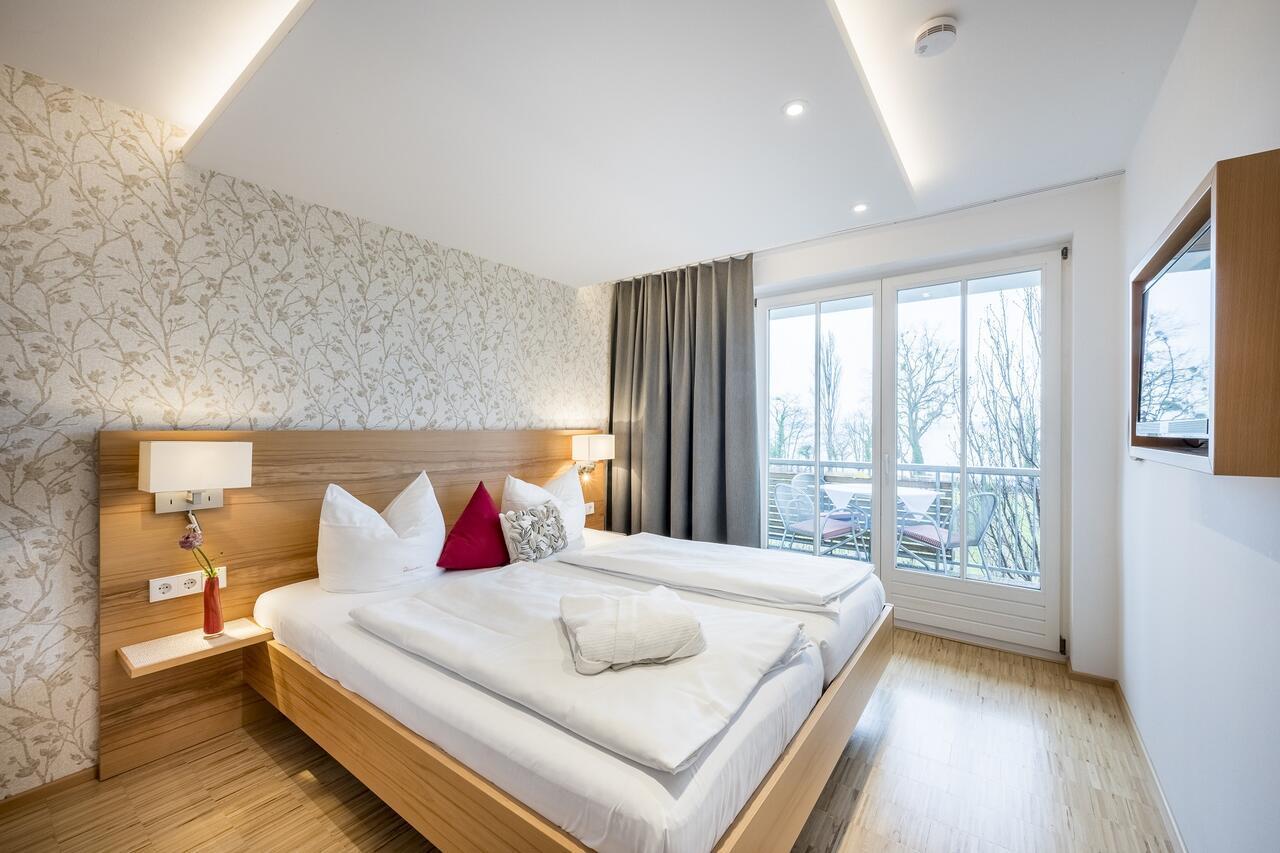 Appartementhotel Roehrenbach Immenstaad am Bodensee Eksteriør billede