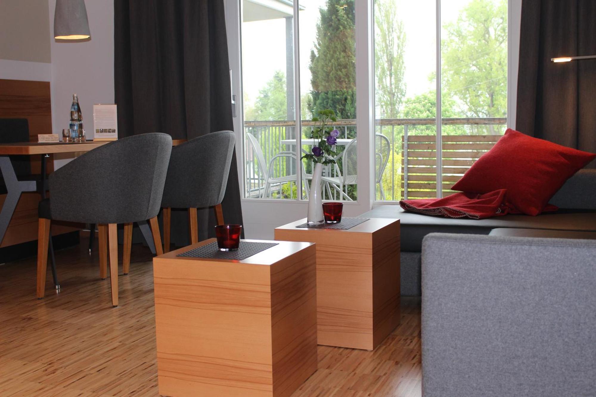 Appartementhotel Roehrenbach Immenstaad am Bodensee Eksteriør billede